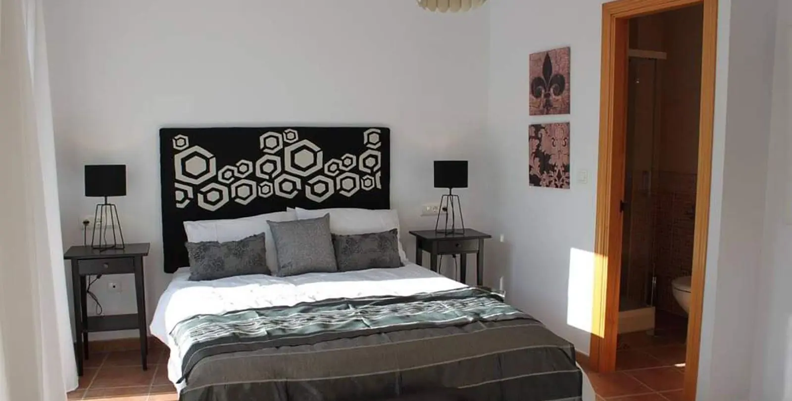 Sale of townhouse in Canillas de Albaida 22