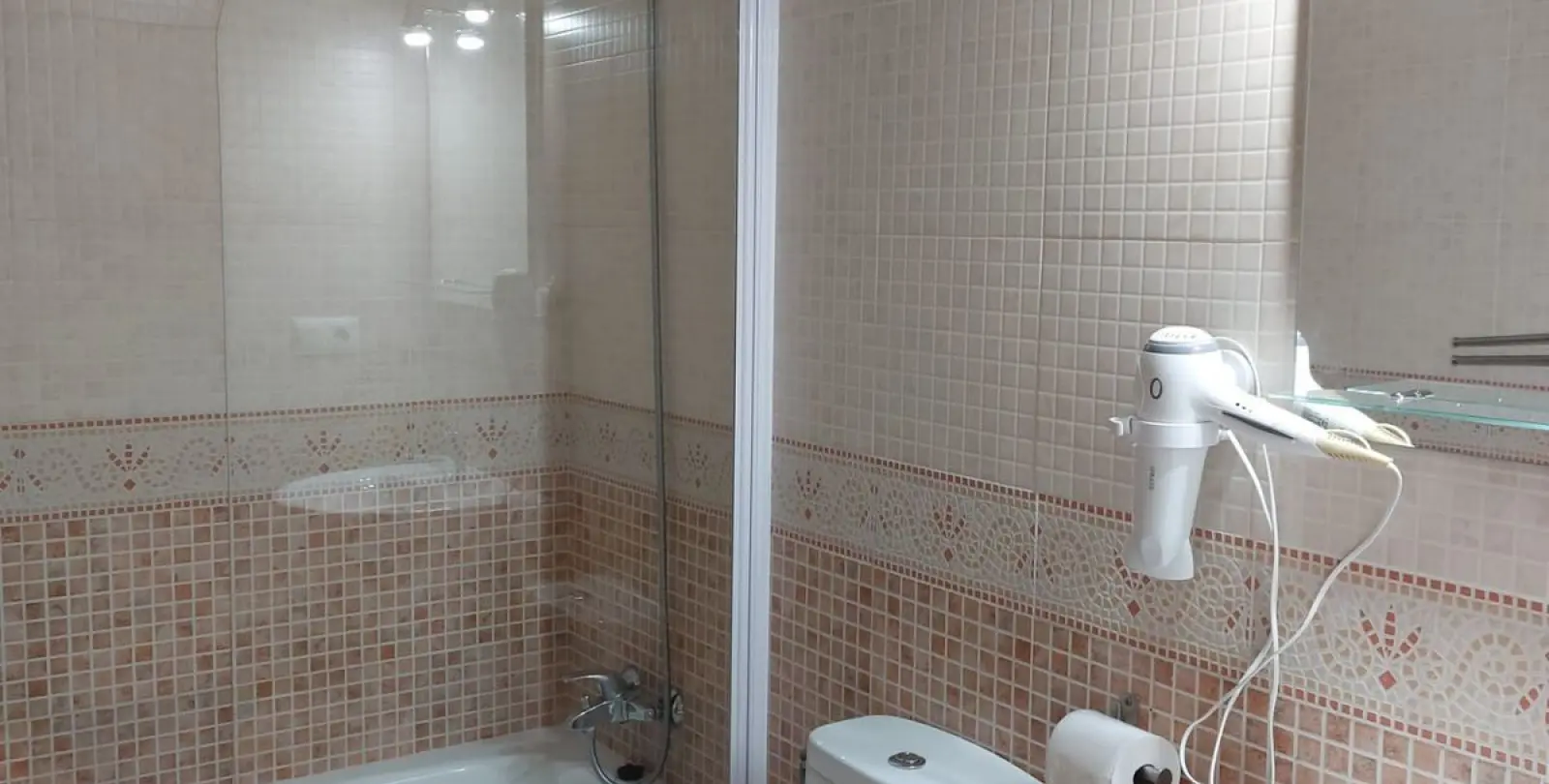 Sale of townhouse in Canillas de Albaida 28