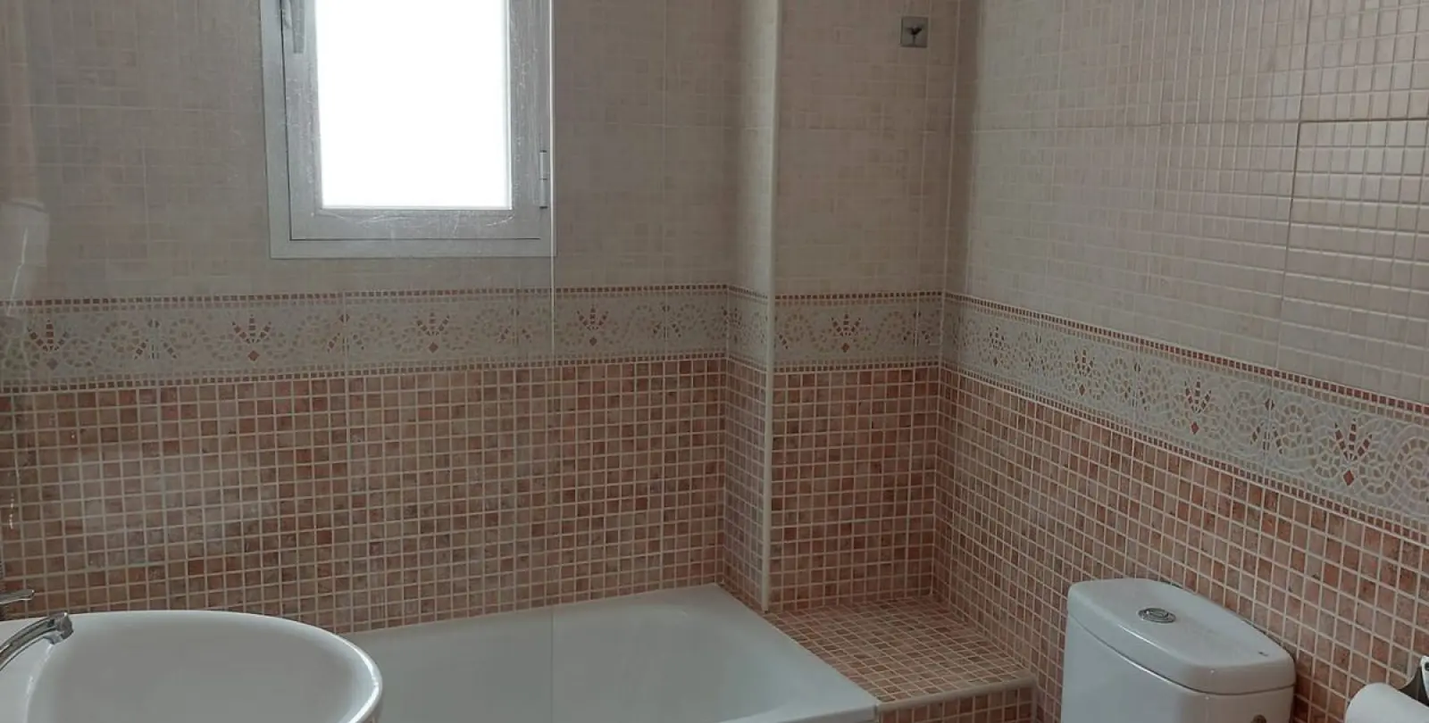 Sale of townhouse in Canillas de Albaida 37