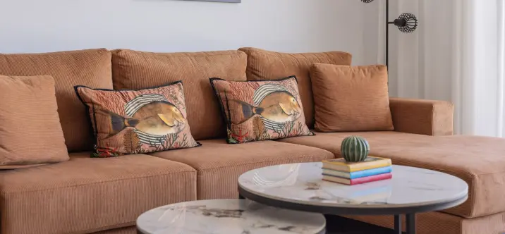 Venta de apartamento en planta media en Estepona 4