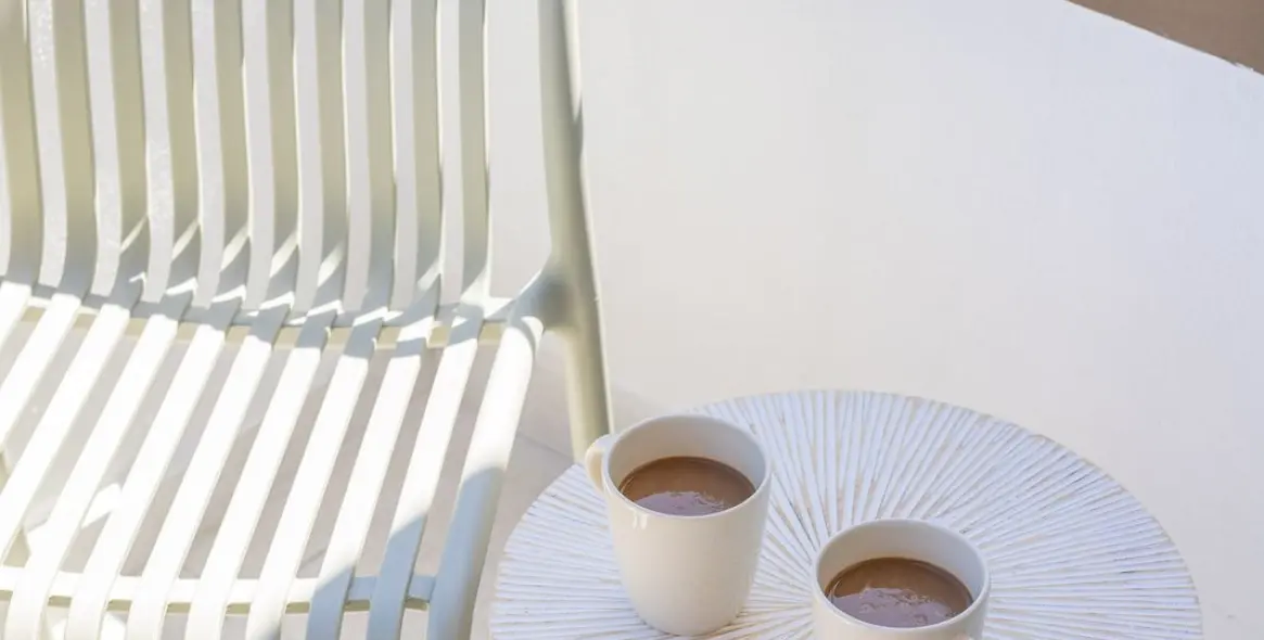 Sale of middle floor apartment in Estepona 10