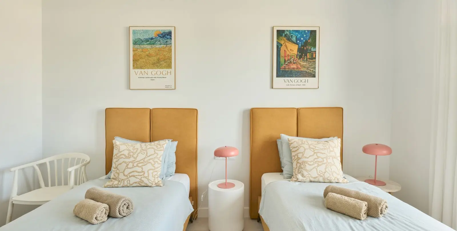 Sale of middle floor apartment in Estepona 13