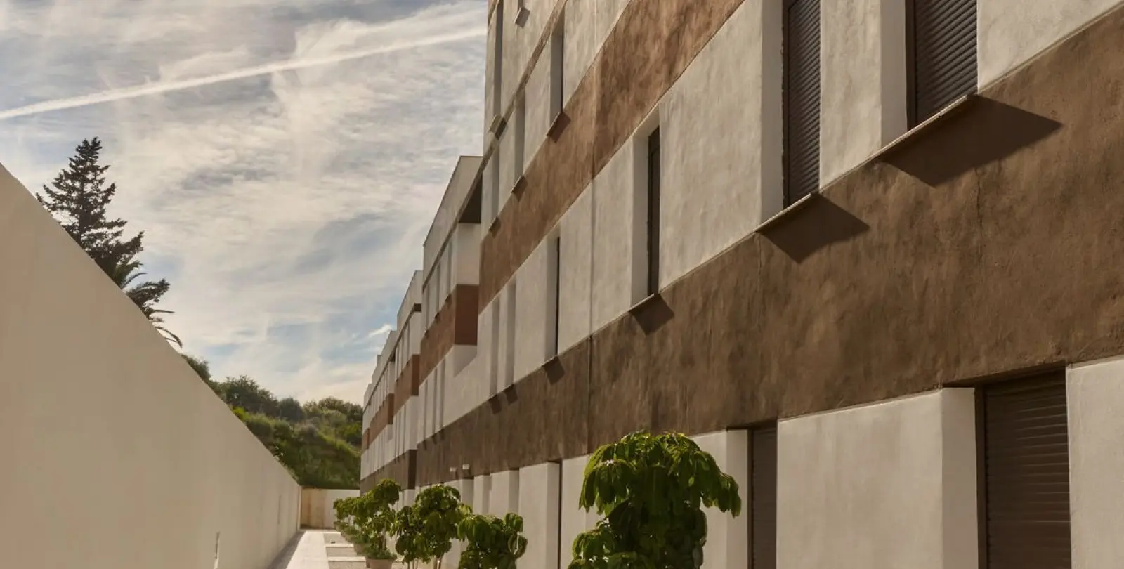 Sale of middle floor apartment in Estepona 33