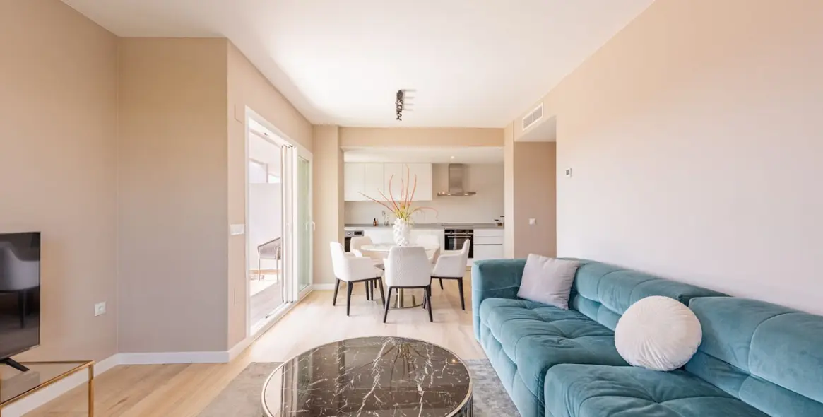 Продажа апартаментов на среднем этаже в Nueva Andalucía 5