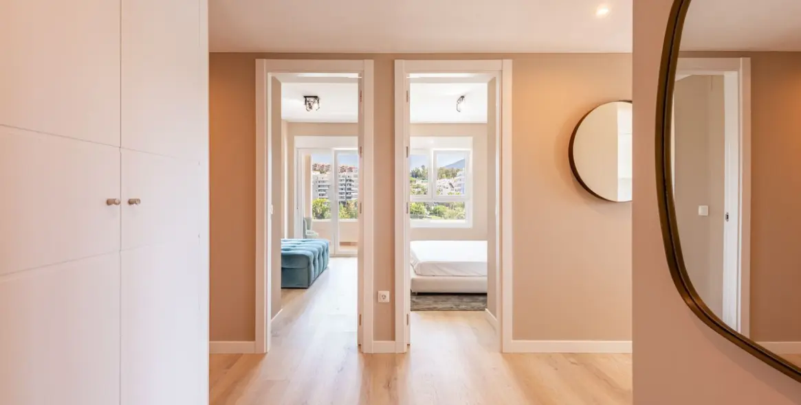 Продажа апартаментов на среднем этаже в Nueva Andalucía 9