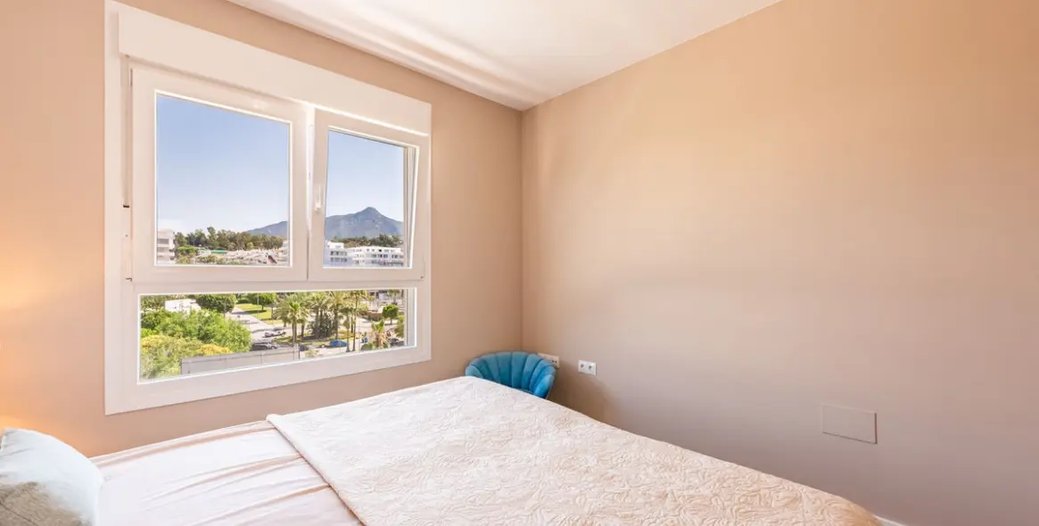 Продажа апартаментов на среднем этаже в Nueva Andalucía 26