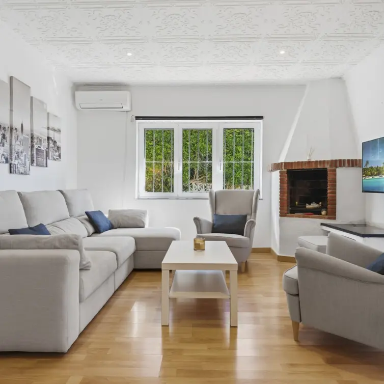 Venta de villa independiente en El Chaparral