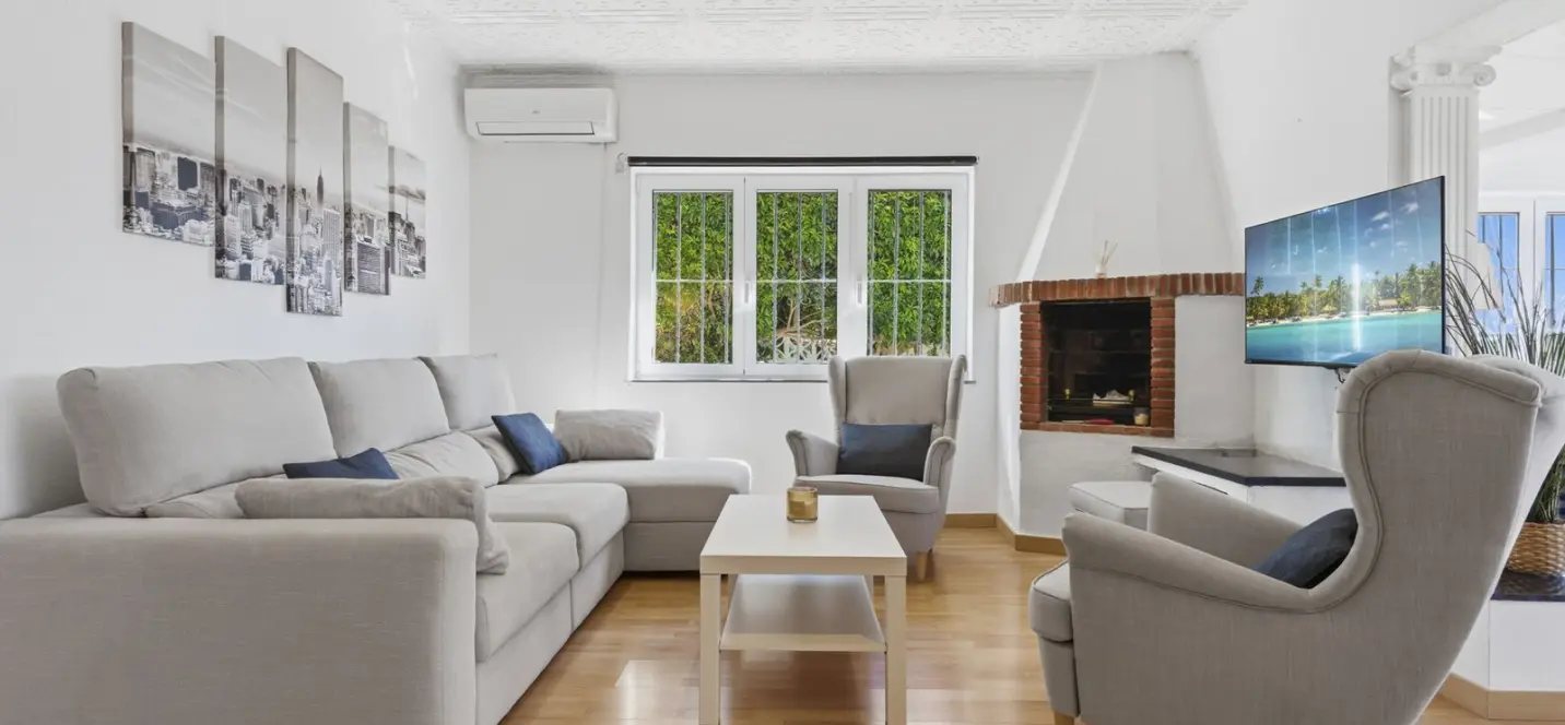 Venta de villa independiente en El Chaparral 4