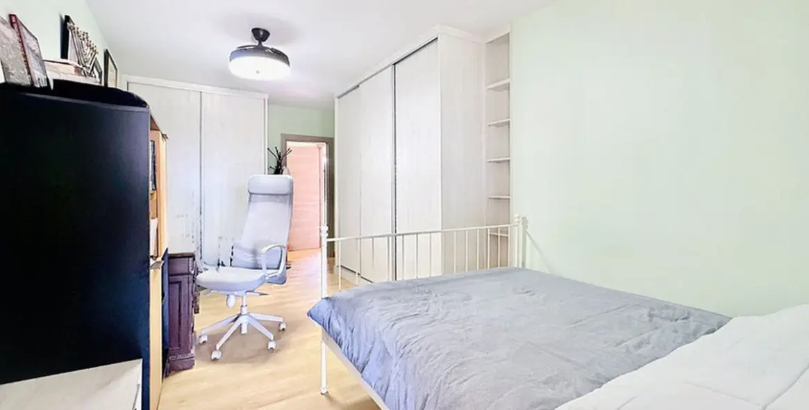 Sale of detached villa in Estepona 9