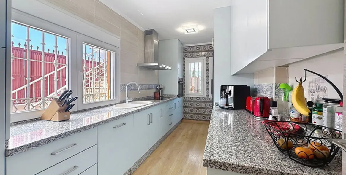 Sale of detached villa in Estepona 23