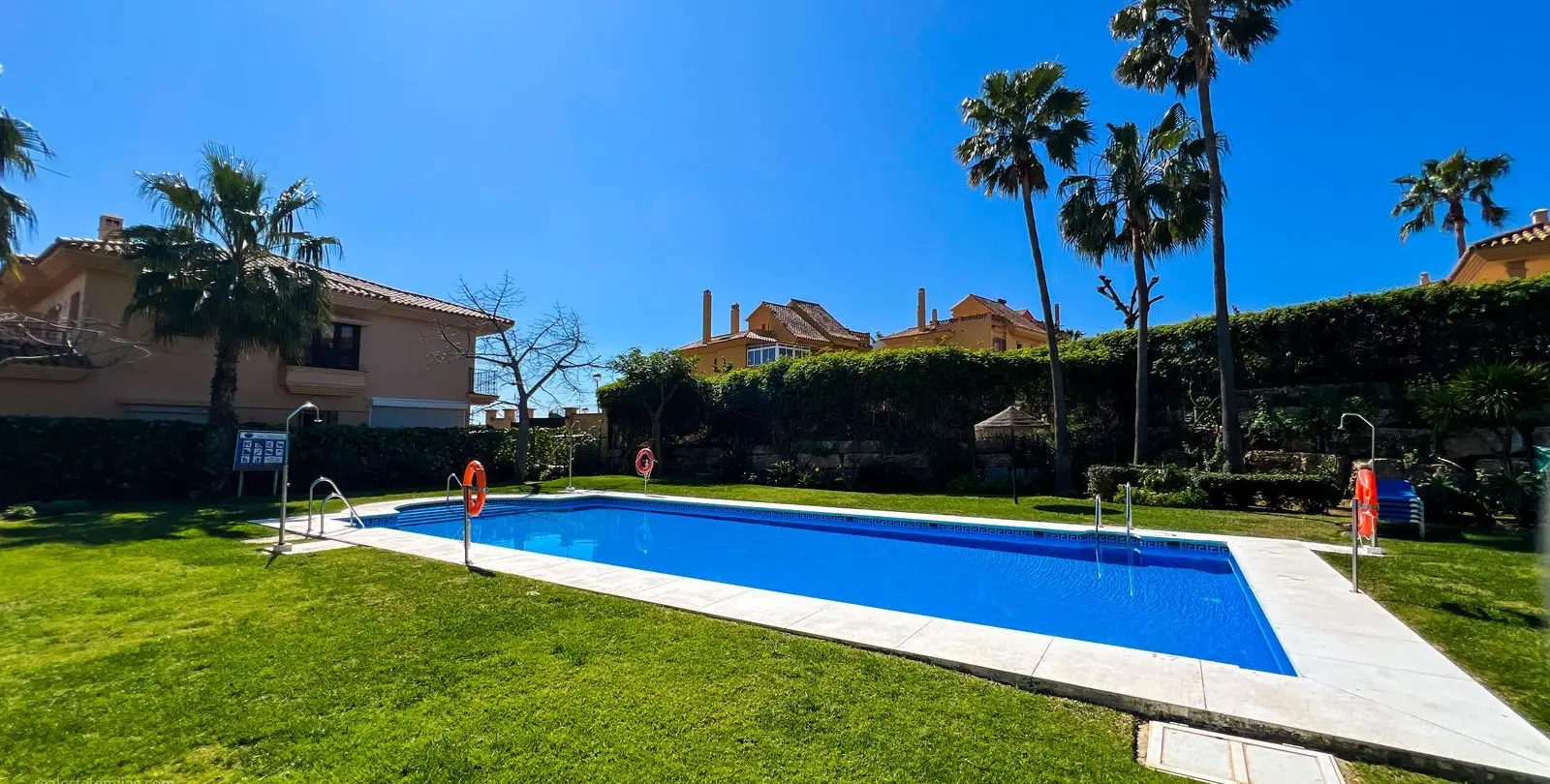 Продажа дома на две семьи в Riviera del Sol 31