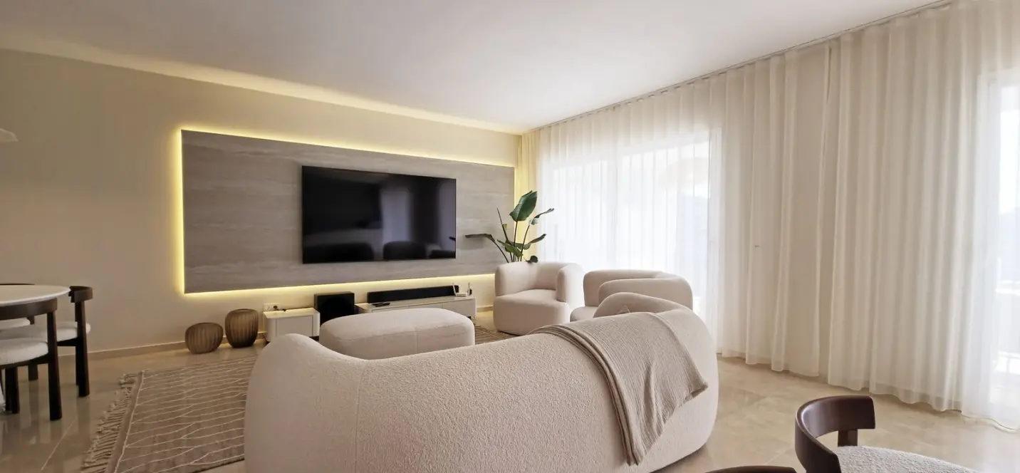 Sale of middle floor apartment in Benahavís 4