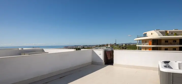 Sale of penthouse in Fuengirola 4