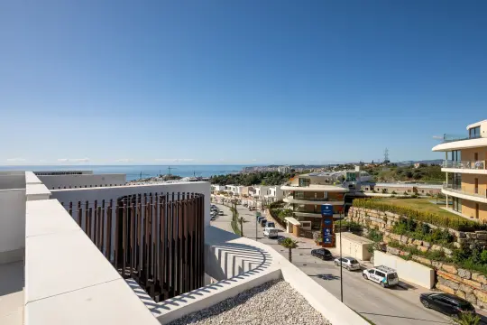 Image 6 thumb