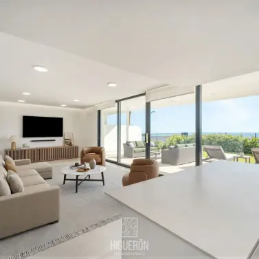 Продажа апартаментов на первом этаже в Fuengirola