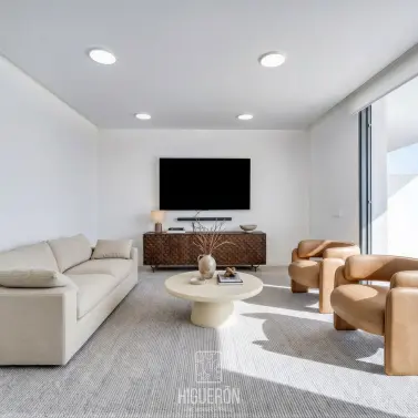 Продажа апартаментов на первом этаже в Fuengirola