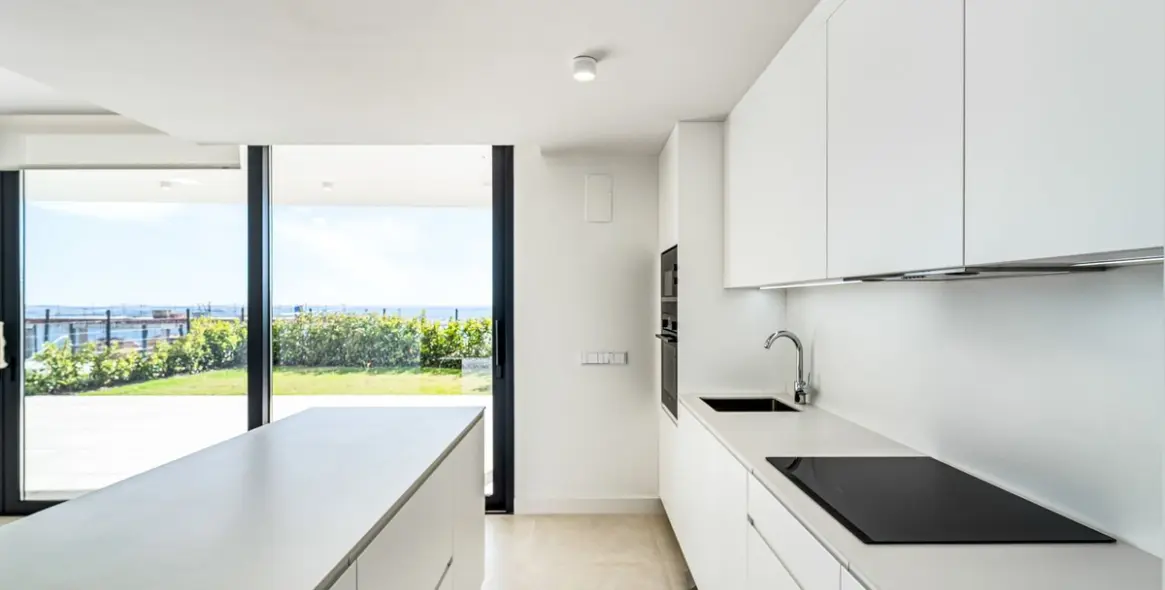 Sale of ground floor apartment in Fuengirola 15