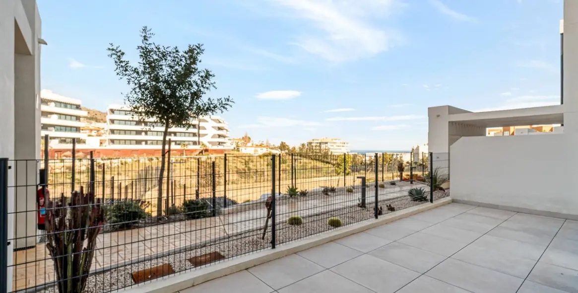 Sale of ground floor apartment in Fuengirola 31