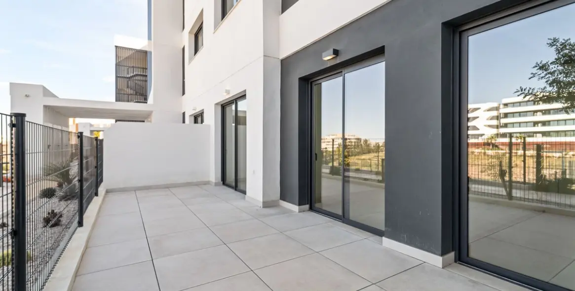 Sale of ground floor apartment in Fuengirola 36