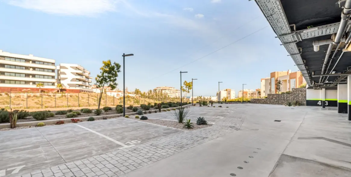 Sale of ground floor apartment in Fuengirola 49