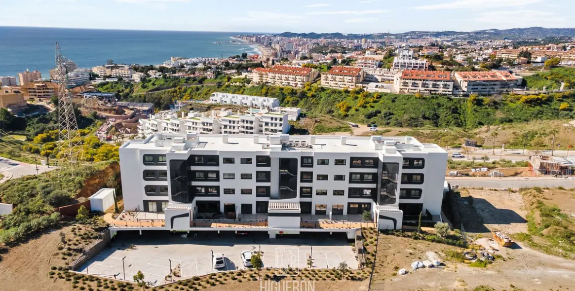 Sale of ground floor apartment in Fuengirola 52