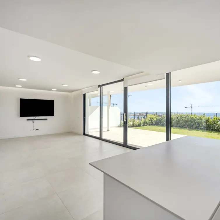 Sale of ground floor apartment in Fuengirola