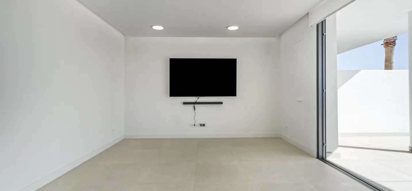 Sale of ground floor apartment in Fuengirola 3