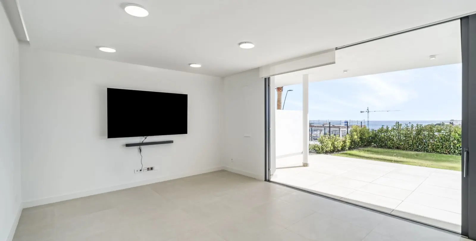 Sale of ground floor apartment in Fuengirola 6