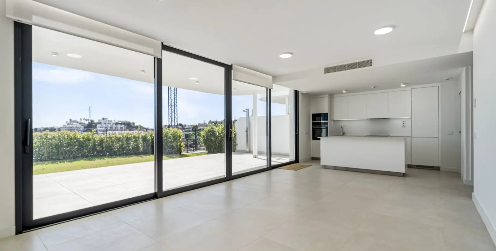 Sale of ground floor apartment in Fuengirola 8