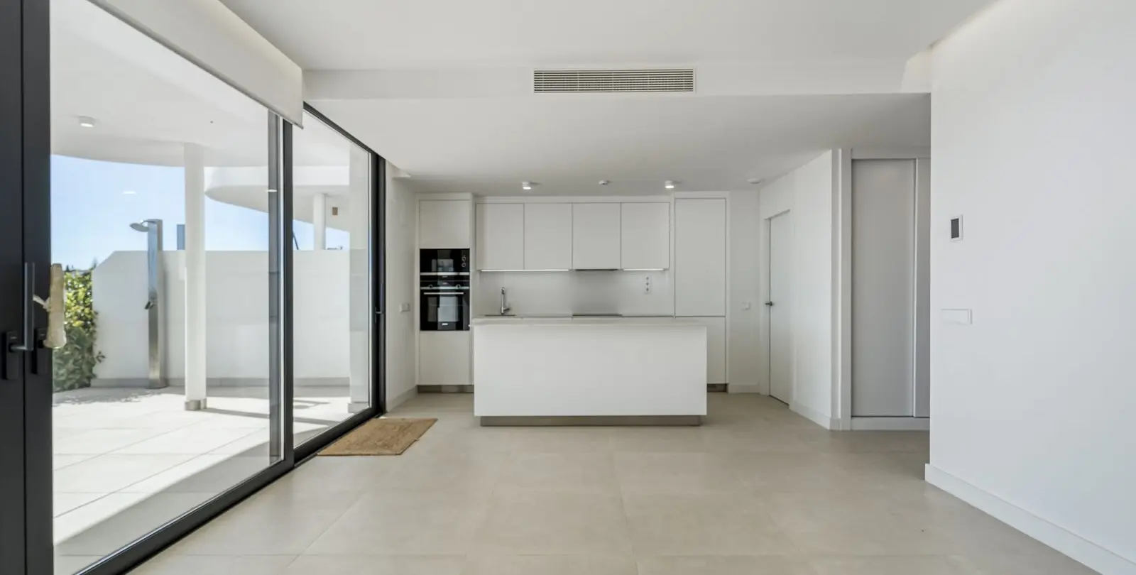 Sale of ground floor apartment in Fuengirola 14