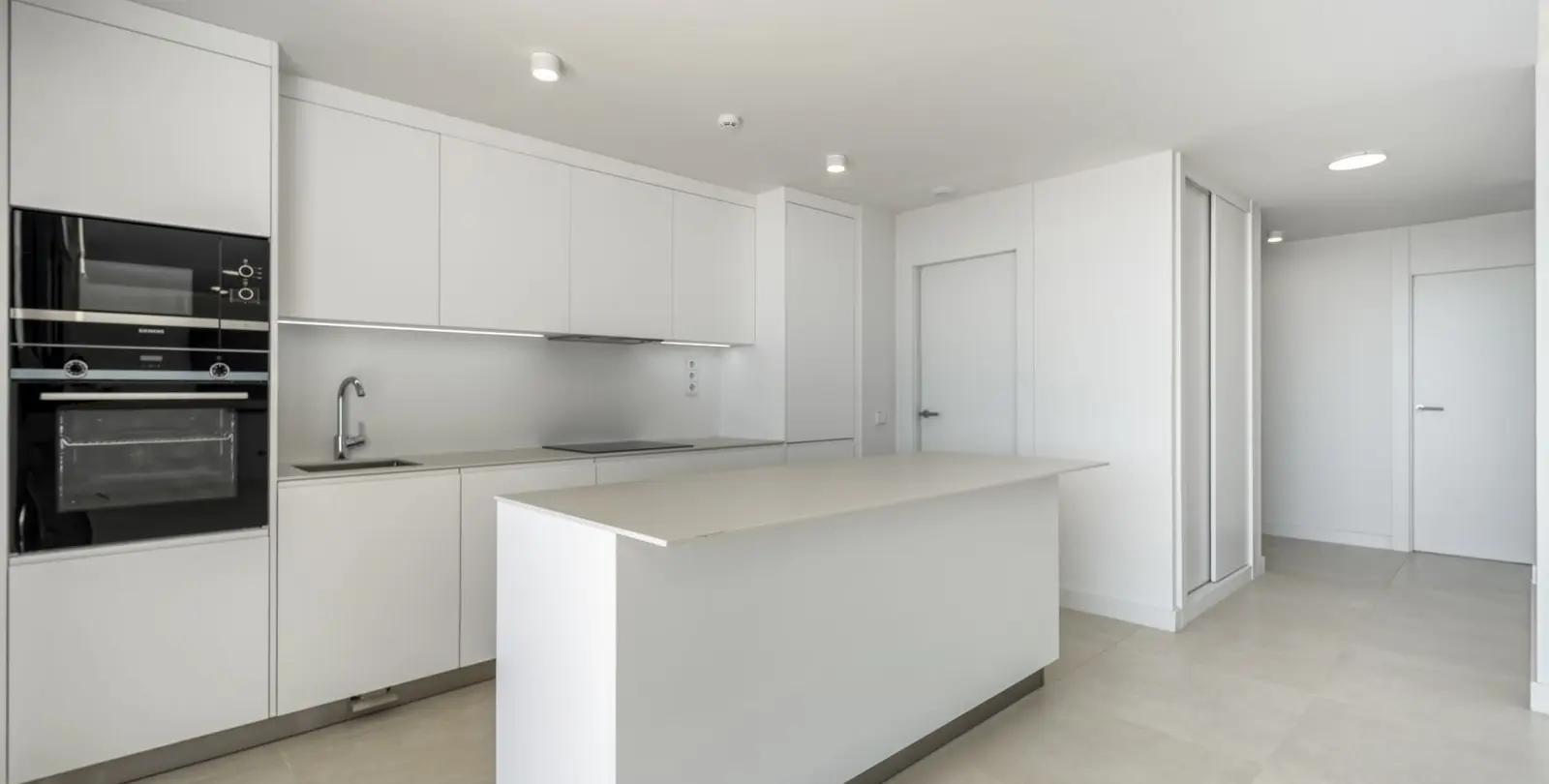 Sale of ground floor apartment in Fuengirola 16