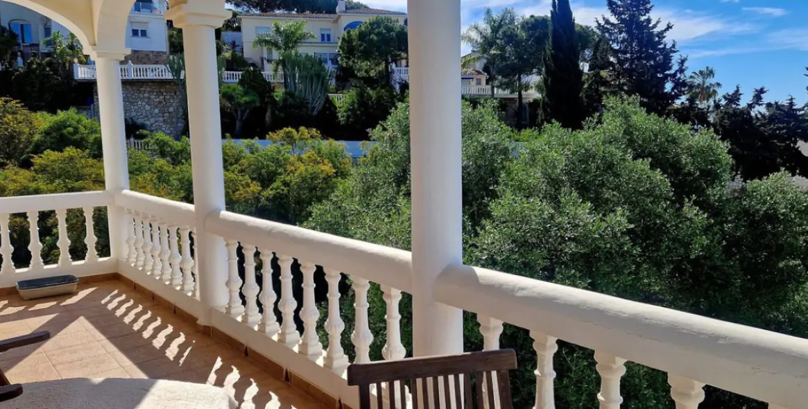 Sale of detached villa in La Cala de Mijas 19