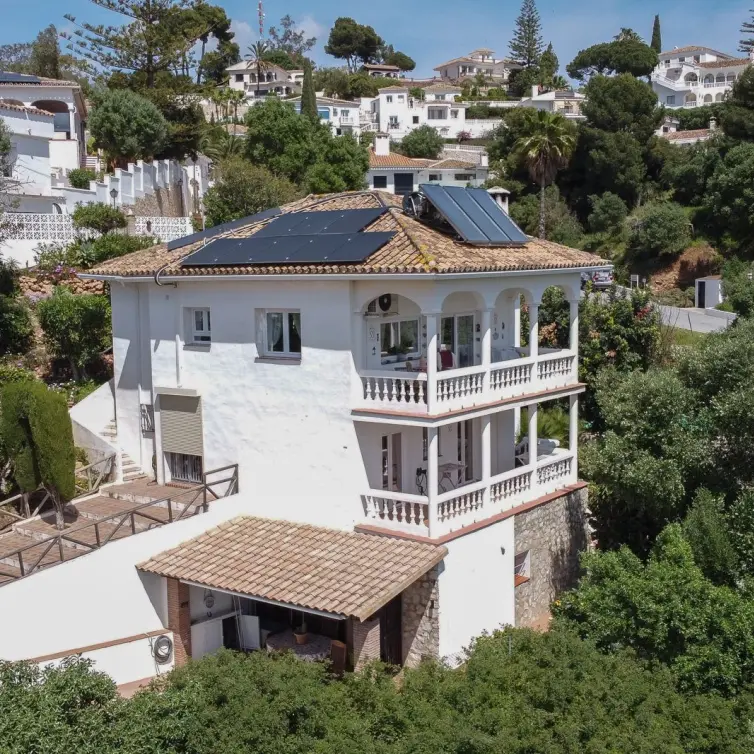 Sale of detached villa in La Cala de Mijas