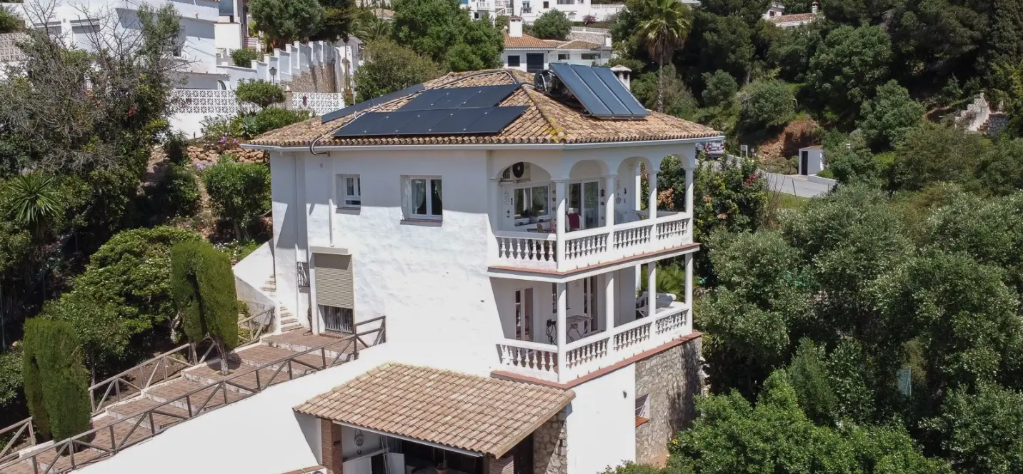 Sale of detached villa in La Cala de Mijas 0