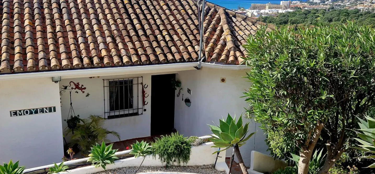 Sale of detached villa in La Cala de Mijas 2