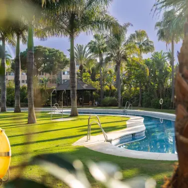 Продажа апартаментов на первом этаже в Puerto Banús