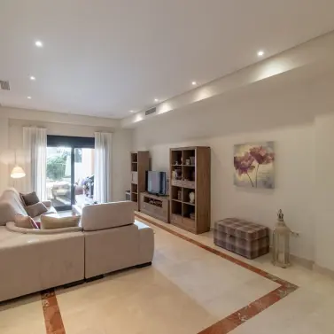 Продажа апартаментов на первом этаже в Puerto Banús