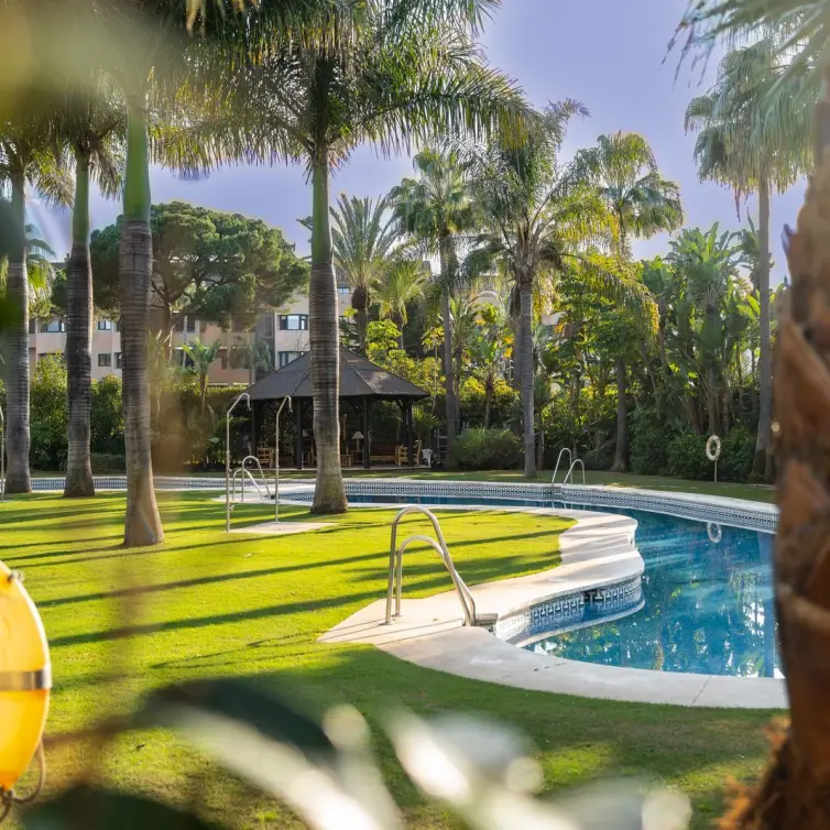 Продажа апартаментов на первом этаже в Puerto Banús