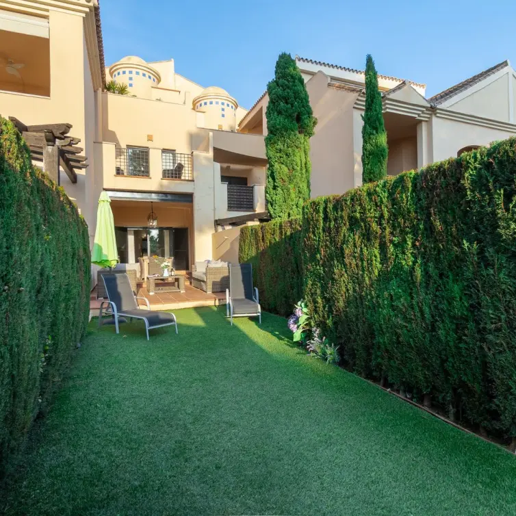 Продажа апартаментов на первом этаже в Puerto Banús