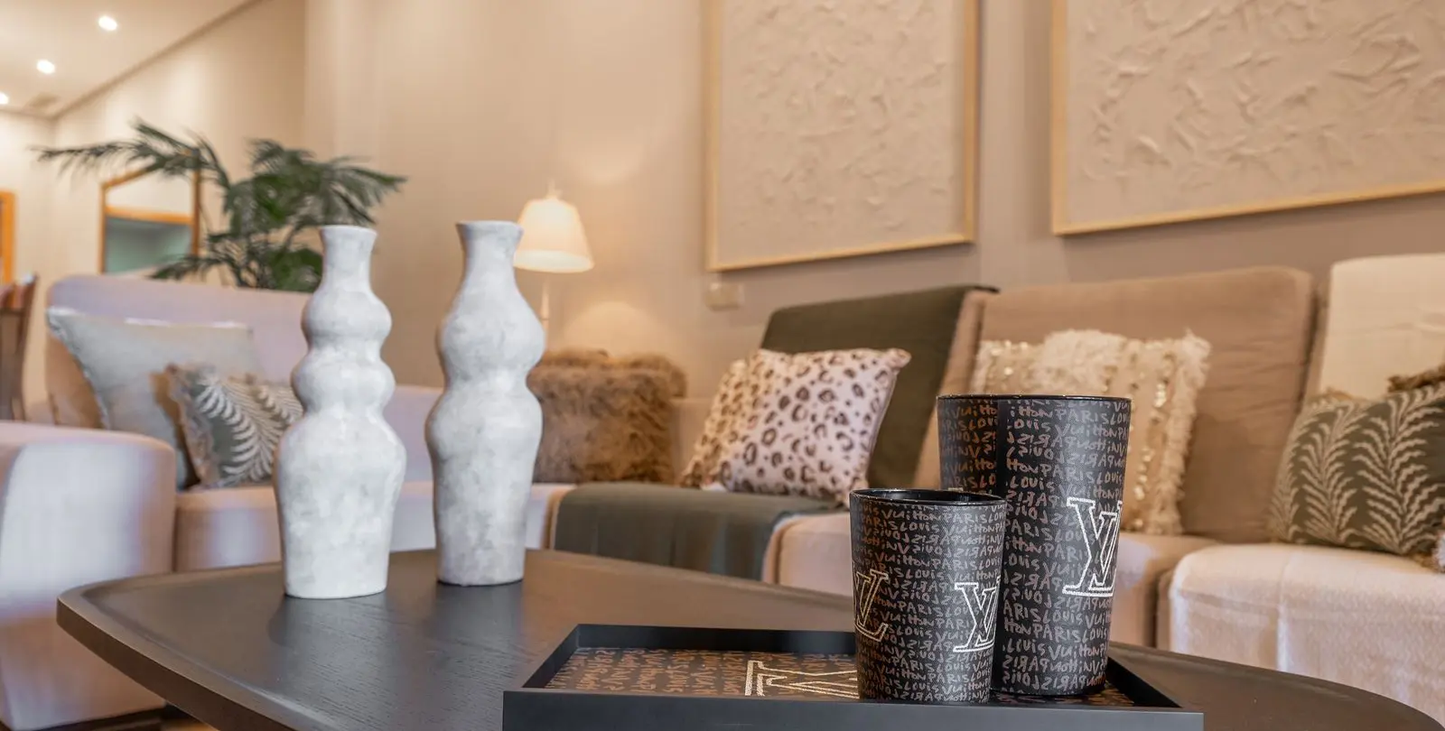 Venta de apartamento en planta baja en Puerto Banús 62