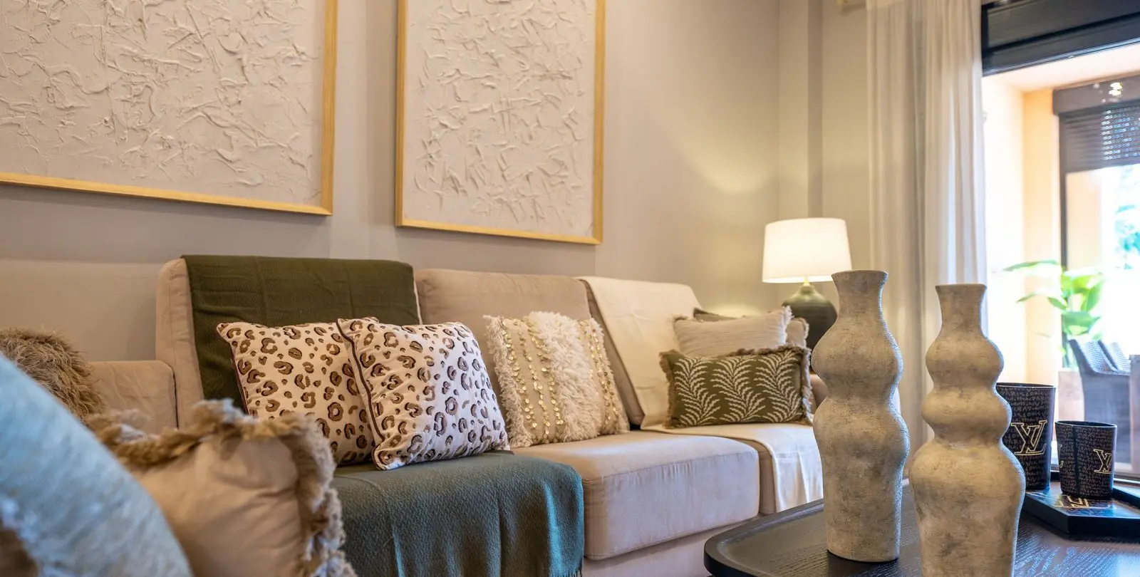 Venta de apartamento en planta baja en Puerto Banús 64