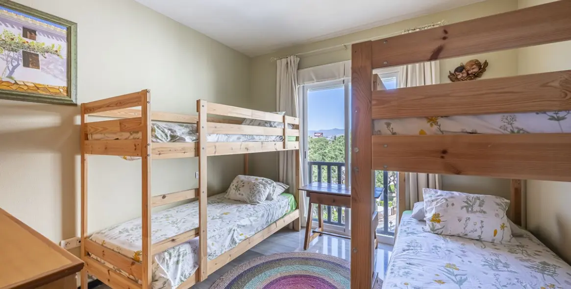 Продажа апартаментов на среднем этаже в Puerto Banús 18