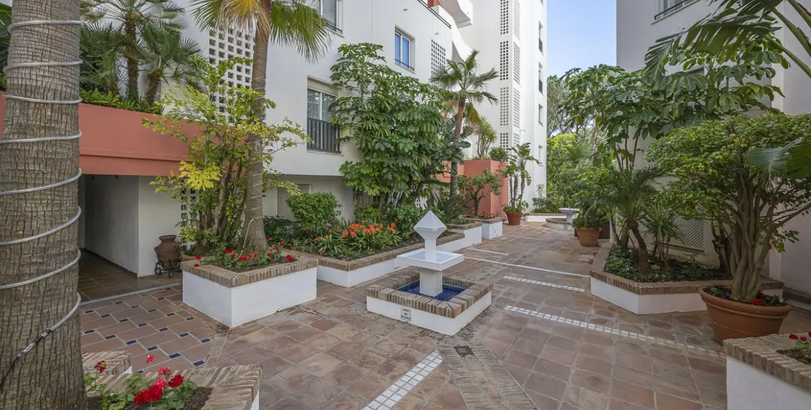 Продажа апартаментов на среднем этаже в Puerto Banús 37