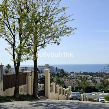 Продажа  отдельно стоящей виллы в Calahonda