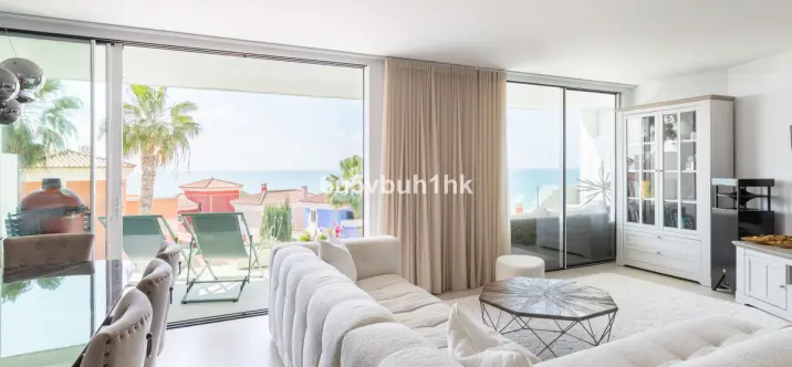 Sale of middle floor apartment in Torrequebrada 2
