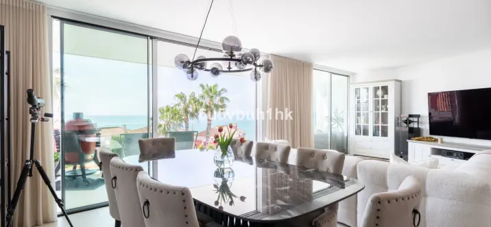 Sale of middle floor apartment in Torrequebrada 3