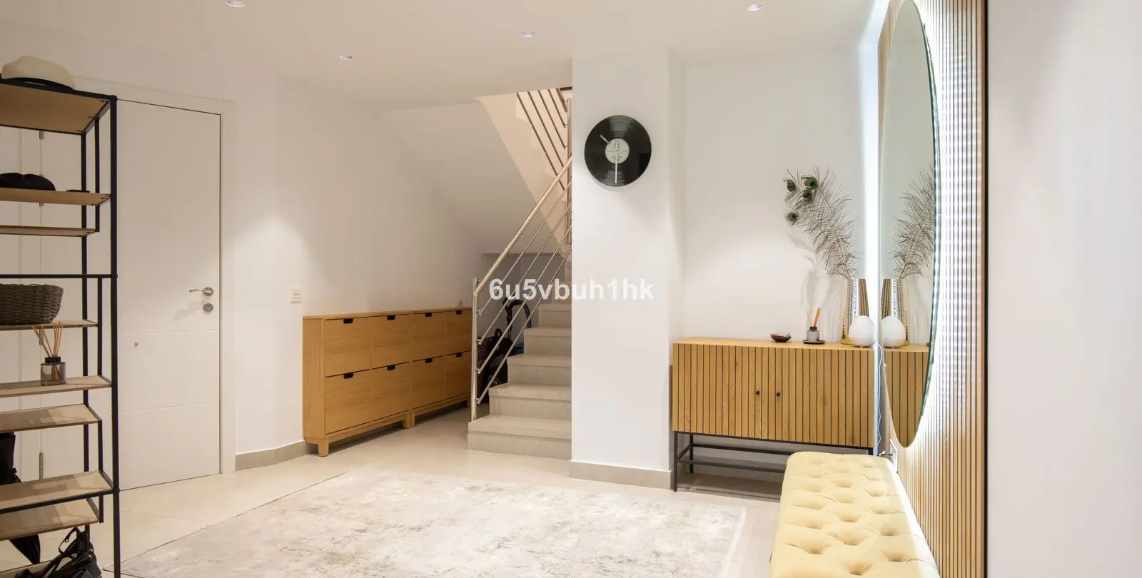 Sale of middle floor apartment in Torrequebrada 16