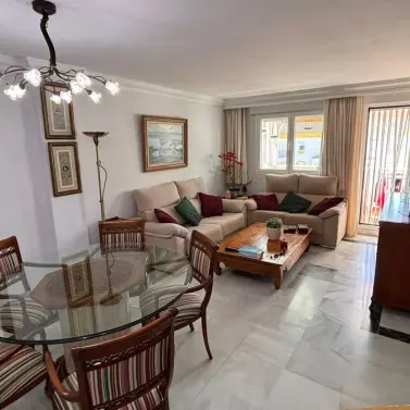 Sale of penthouse duplex in Marbella