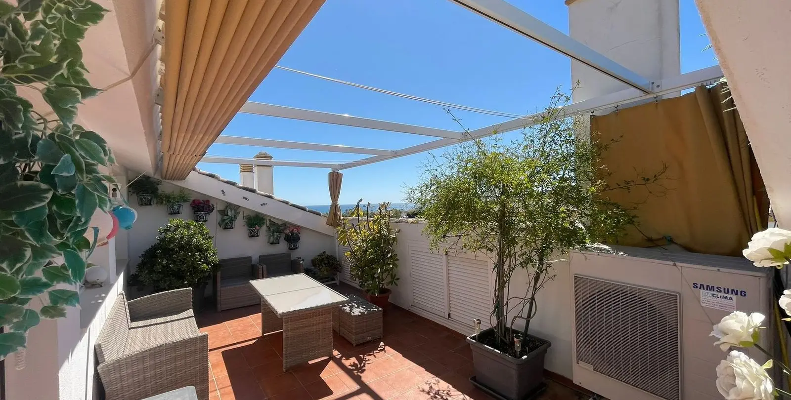Venta de ático dúplex en Marbella 2