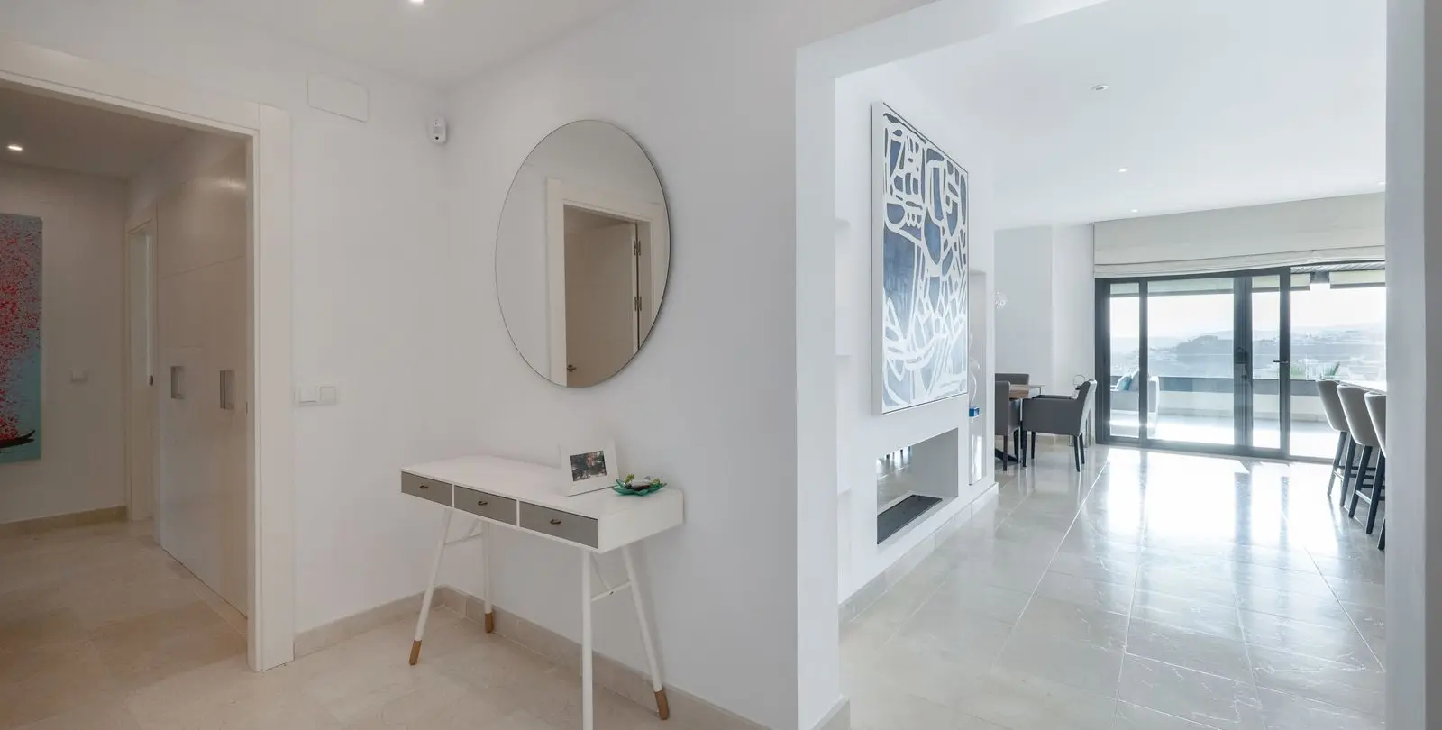 Venta de apartamento en planta media en Los Flamingos 17